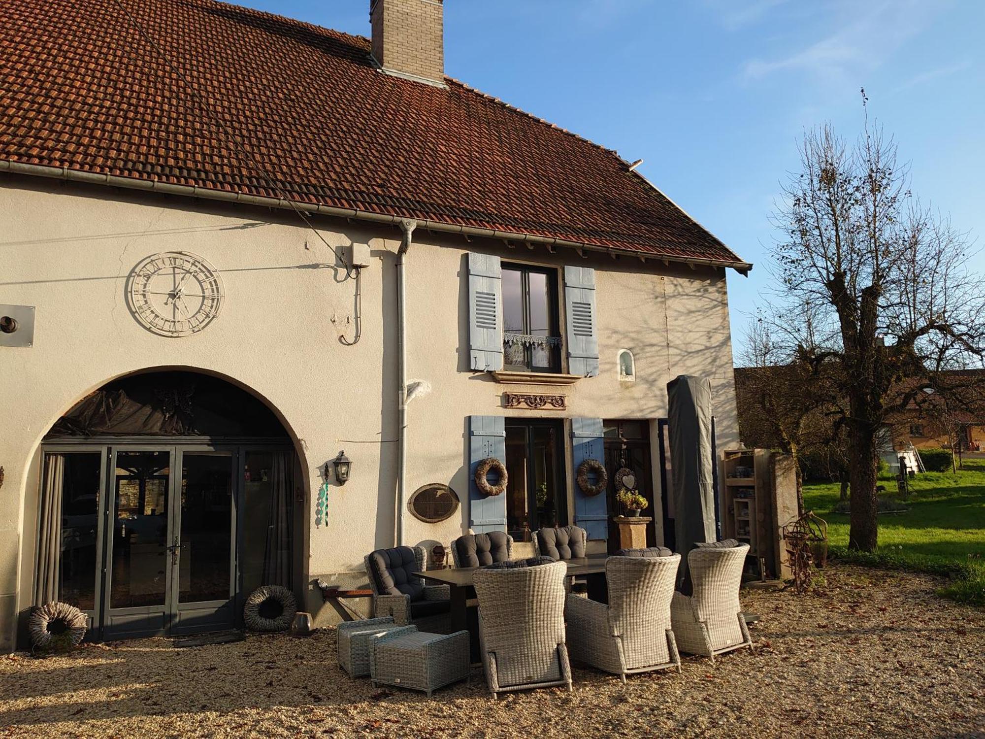 Chambre D'Hotes Juste-Confortable Fleurey-les-Lavoncourt Exterior photo